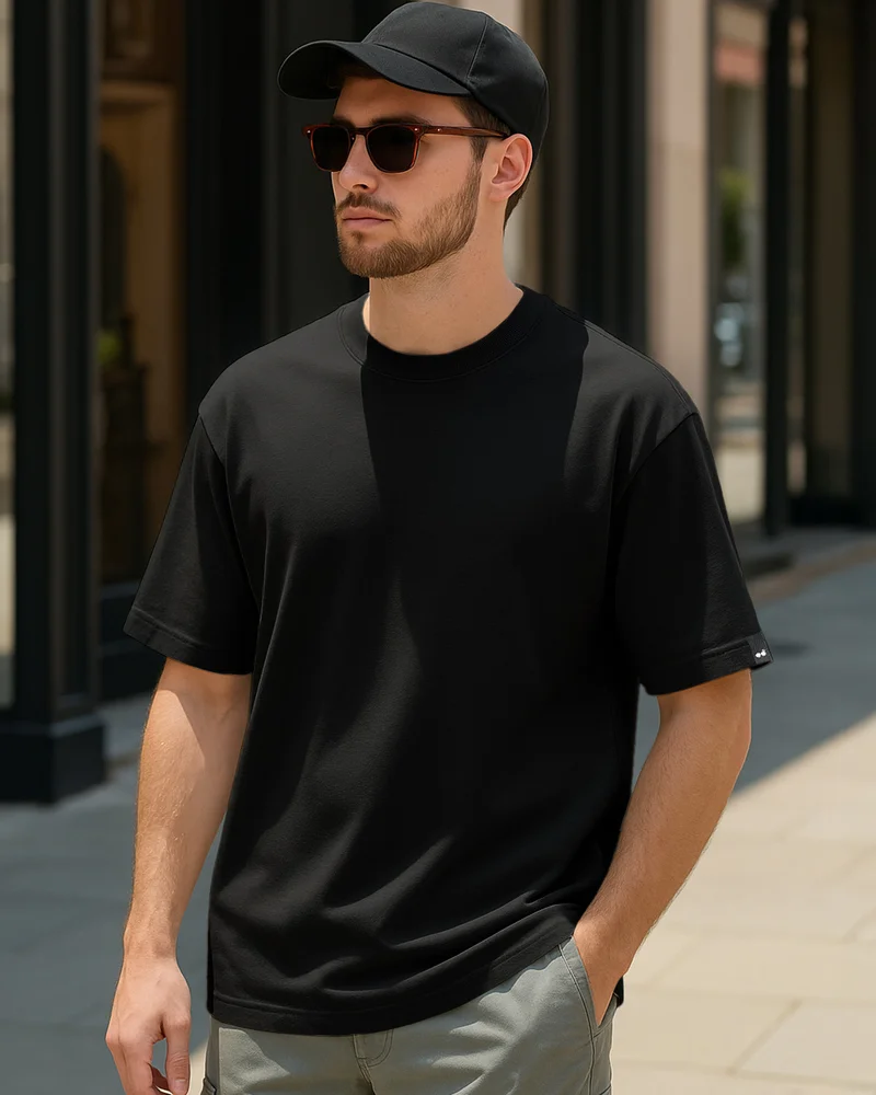 بيواكوف Men's Black Oversized T-shirt
